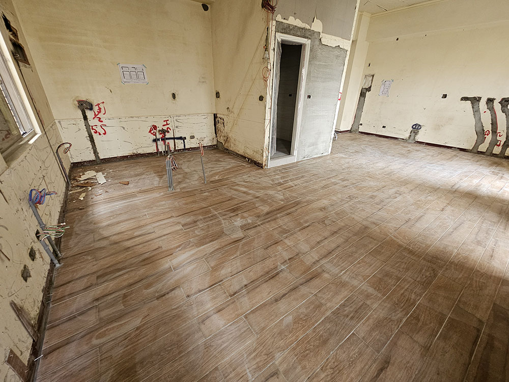 施工│鋪設壁磚地板