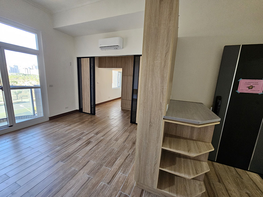 開箱│溫潤木質調色