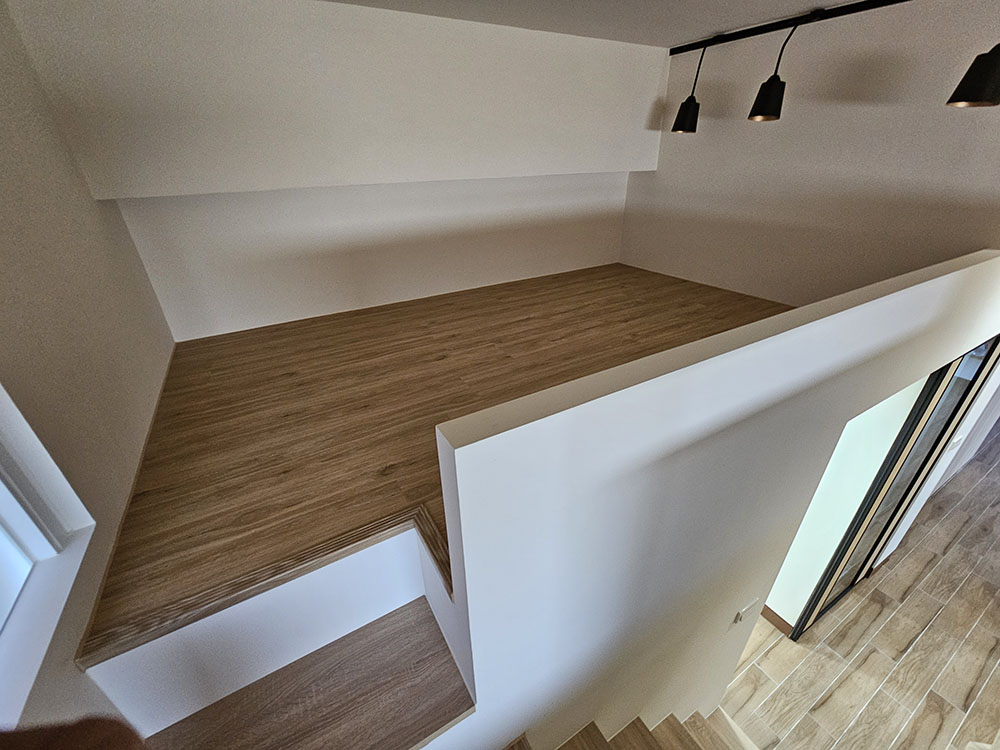 開箱│溫潤木質調色