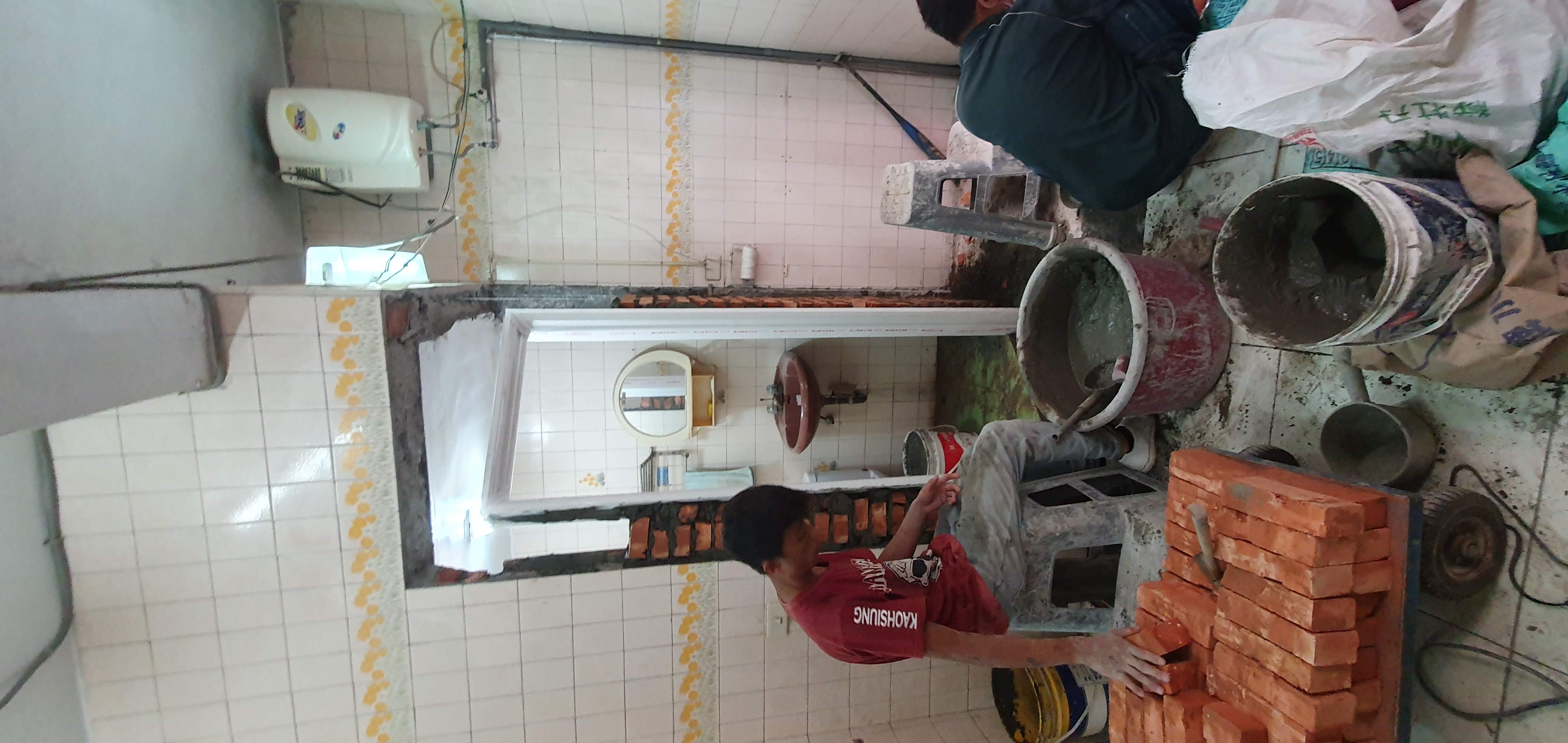 施工中│拆除舊設備，重新規劃